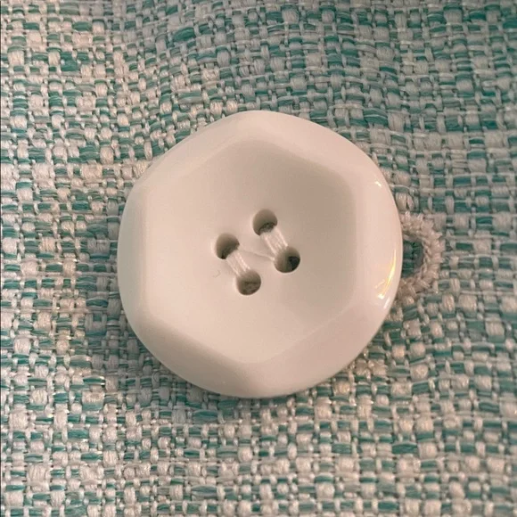 Le Suit Women's Light Green Blazer with White Accents - Picture 3 of 5